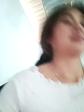 Snapshot of Him_MountainGirl chatting on 12-17-25, 06:08 Him MountainGirl online show from 12-17-25, 06:08