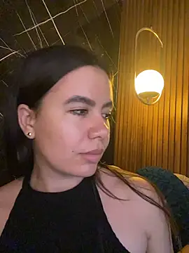 ValentinaEliot online show from 04-04-26, 04:22