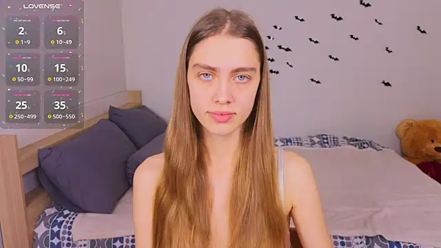 Charmgirla online show from 12-15-25, 02:16