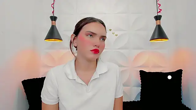 Snapshot of valeriecute18 chatting on 02-17-26, 08:04 valeriecute18 online show from 02-17-26, 08:04