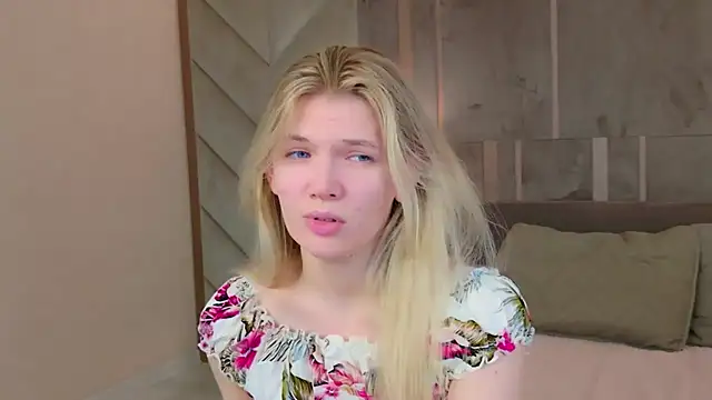 Vivien Hans online show from 04-05-26, 04:20