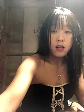 Snapshot of bae-asian chatting on 12-16-25, 11:59 bae-asian online show from 12-16-25, 11:59