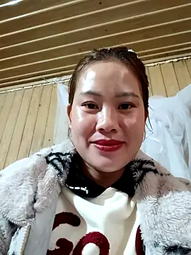 Snapshot of mayni012314 chatting on 12-14-25, 06:41 mayni012314 online show from 12-14-25, 06:41