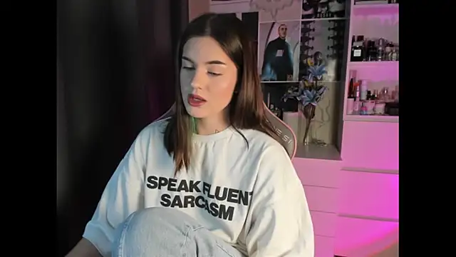 NikkieKitty online show from 02-13-26, 02:24