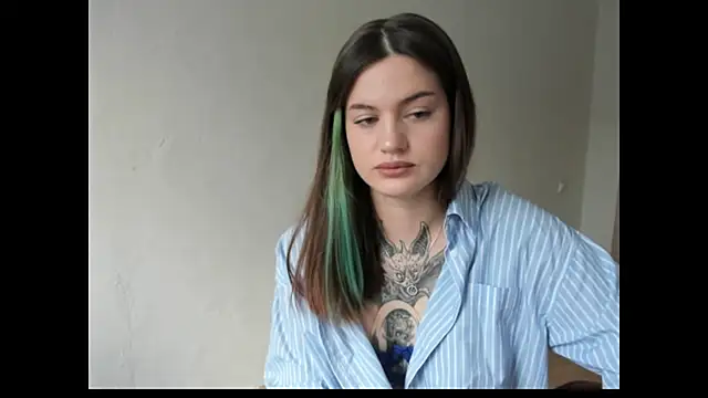 NikkieKitty online show from 04-07-26, 01:44