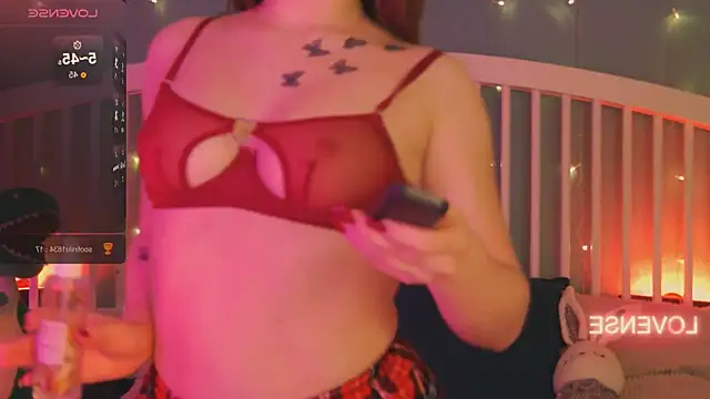 AprilFarrowy online show from 12-19-25, 01:07