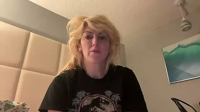 CelestialRuby online show from 02-04-25, 07:55