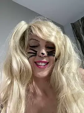 CelestialRuby online show from 02-20-25, 01:14