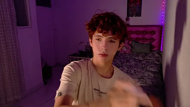 Snapshot of Dani_Dancer chatting on 01-10-26, 12:45 Dani Dancer online show from 01-10-26, 12:45