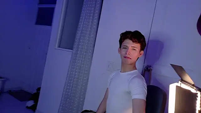 Snapshot of Dani_Dancer chatting on 02-05-26, 11:31 Dani Dancer online show from 02-05-26, 11:31