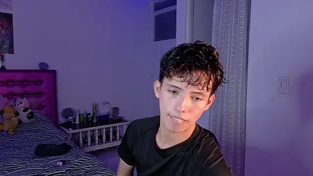 Snapshot of Dani_Dancer chatting on 02-07-26, 11:08 Dani Dancer online show from 02-07-26, 11:08