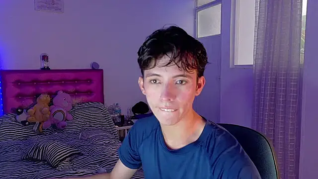 Snapshot of Dani_Dancer chatting on 02-17-26, 09:10 Dani Dancer online show from 02-17-26, 09:10