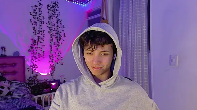 Dani Dancer online show from 06-27-26, 01:21