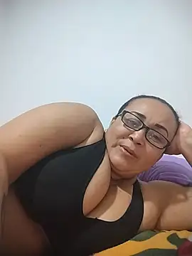 Nini Love  online show from 06-25-26, 03:39