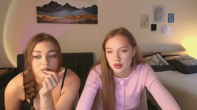 Snapshot of findwayout chatting on 03-20-26, 01:16 findwayout online show from 03-20-26, 01:16