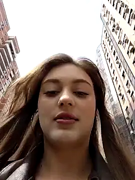 Snapshot of findwayout chatting on 03-25-26, 08:42 findwayout online show from 03-25-26, 08:42