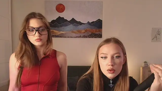 Snapshot of findwayout chatting on 04-06-26, 01:23 findwayout online show from 04-06-26, 01:23