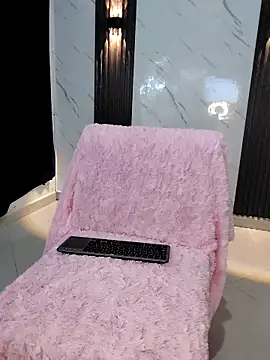 CaramelDesire online show from 04-06-26, 01:14