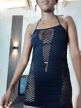 CaramelDesire online show from 04-11-26, 01:32