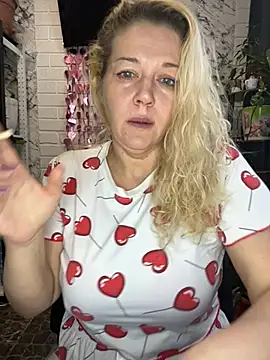 JenniferCarmen online show from 03-06-26, 03:14