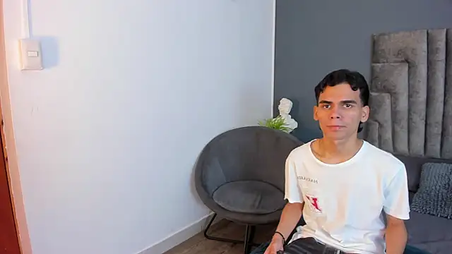 kevin  warhol online show from 12-19-25, 03:35