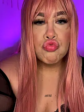 Mia Carters online show from 12-21-25, 09:44