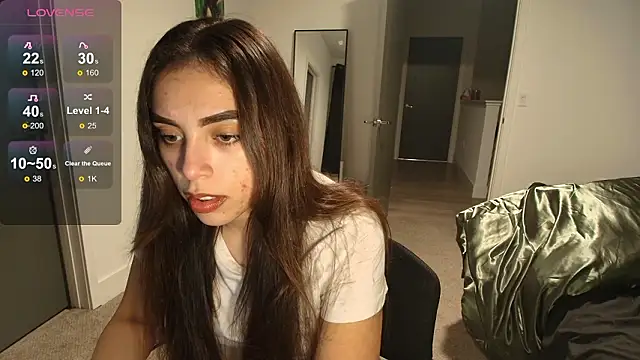 Snapshot of MilaSeren chatting on 02-11-26, 02:16 MilaSeren online show from 02-11-26, 02:16