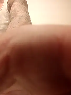 Snapshot of aboogie0420 chatting on 12-16-25, 03:55 aboogie0420 online show from 12-16-25, 03:55