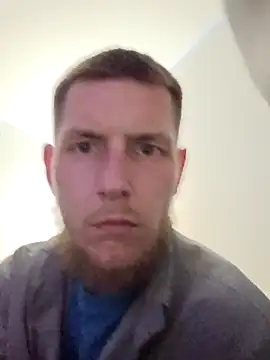 Snapshot of aboogie0420 chatting on 12-18-25, 01:11 aboogie0420 online show from 12-18-25, 01:11