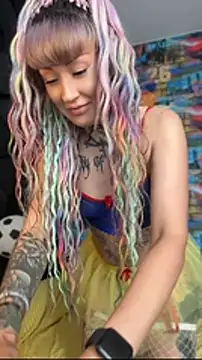 Snapshot of Tattoo__Moon chatting on 07-07-26, 07:09 Tattoo Moon online show from 07-07-26, 07:09