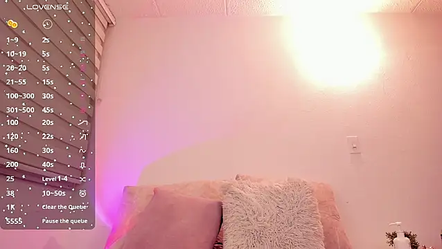 Babe sophiee1 online show from 03-20-26, 03:55