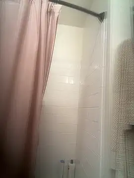 Snapshot of GiggleCatalyst chatting on 12-15-25, 07:23 GiggleCatalyst online show from 12-15-25, 07:23