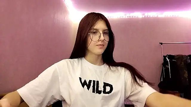 VictorinaMccorey online show from 01-06-26, 01:04