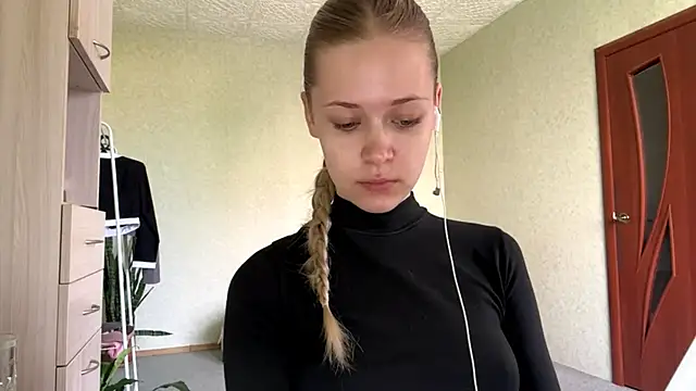 ZaidaSchwarten online show from 05-20-26, 05:13