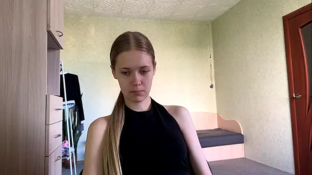 Snapshot of ZaidaSchwarten chatting on 06-26-26, 05:12 ZaidaSchwarten online show from 06-26-26, 05:12
