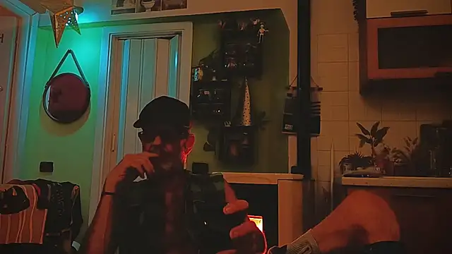 4skinlvrI online show from 01-11-26, 02:27