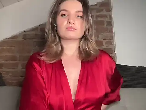 Heiva01 online show from 12-15-25, 03:27