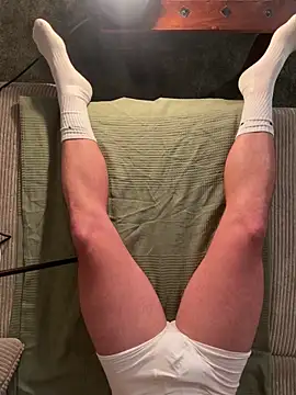 Snapshot of Krizzly666 chatting on 12-16-25, 09:09 Krizzly666 online show from 12-16-25, 09:09