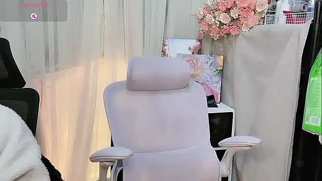 Yvonne-07 online show from 01-07-26, 08:55