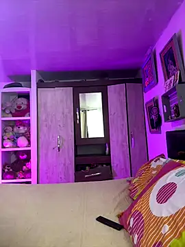 Snapshot of Aurora_Dolce chatting on 12-16-25, 03:11 Aurora Dolce online show from 12-16-25, 03:11