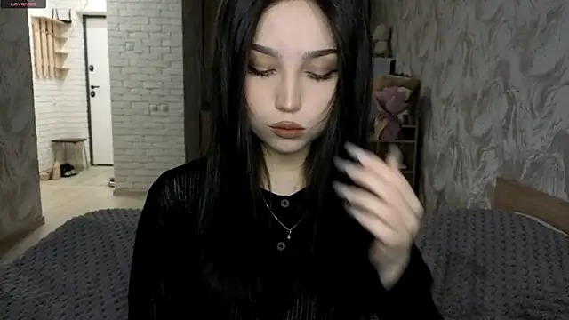 Qwami Amie online show from 06-06-26, 07:02