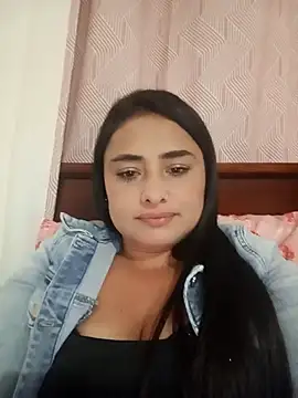 sara nina online show from 12-17-25, 02:28