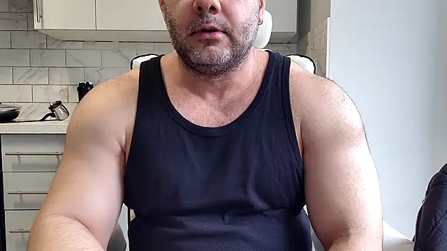 Snapshot of WildJohn_XX chatting on 03-25-26, 02:12 WildJohn XX online show from 03-25-26, 02:12