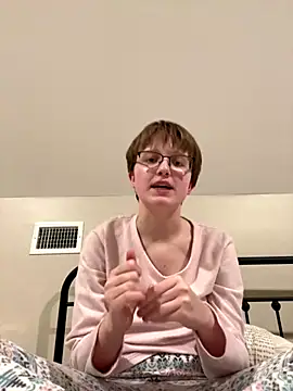 Lassie Cassie online show from 01-06-26, 04:05