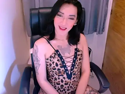 lil cummer69 online show from 12-19-25, 04:58