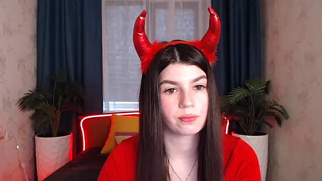 KisaModel online show from 12-14-25, 03:45