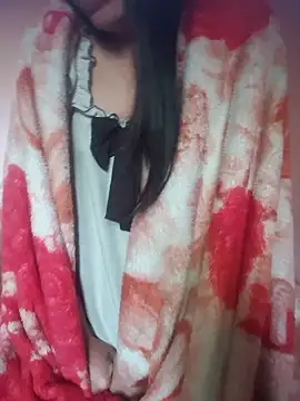 Snapshot of Layyla99 chatting on 12-17-25, 03:01 Layyla99 online show from 12-17-25, 03:01