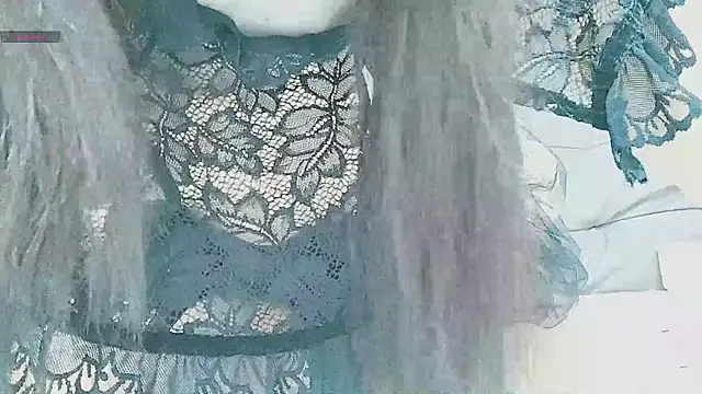 P-Pink online show from 03-24-26, 06:35