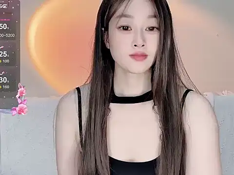 Snapshot of FH-AIAI chatting on 12-15-25, 07:01 FH-AIAI online show from 12-15-25, 07:01