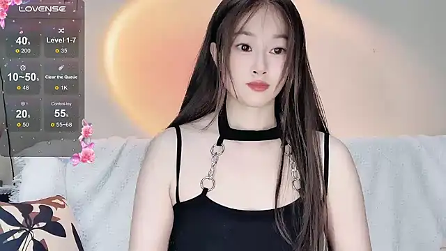 Snapshot of FH-AIAI chatting on 12-16-25, 12:21 FH-AIAI online show from 12-16-25, 12:21